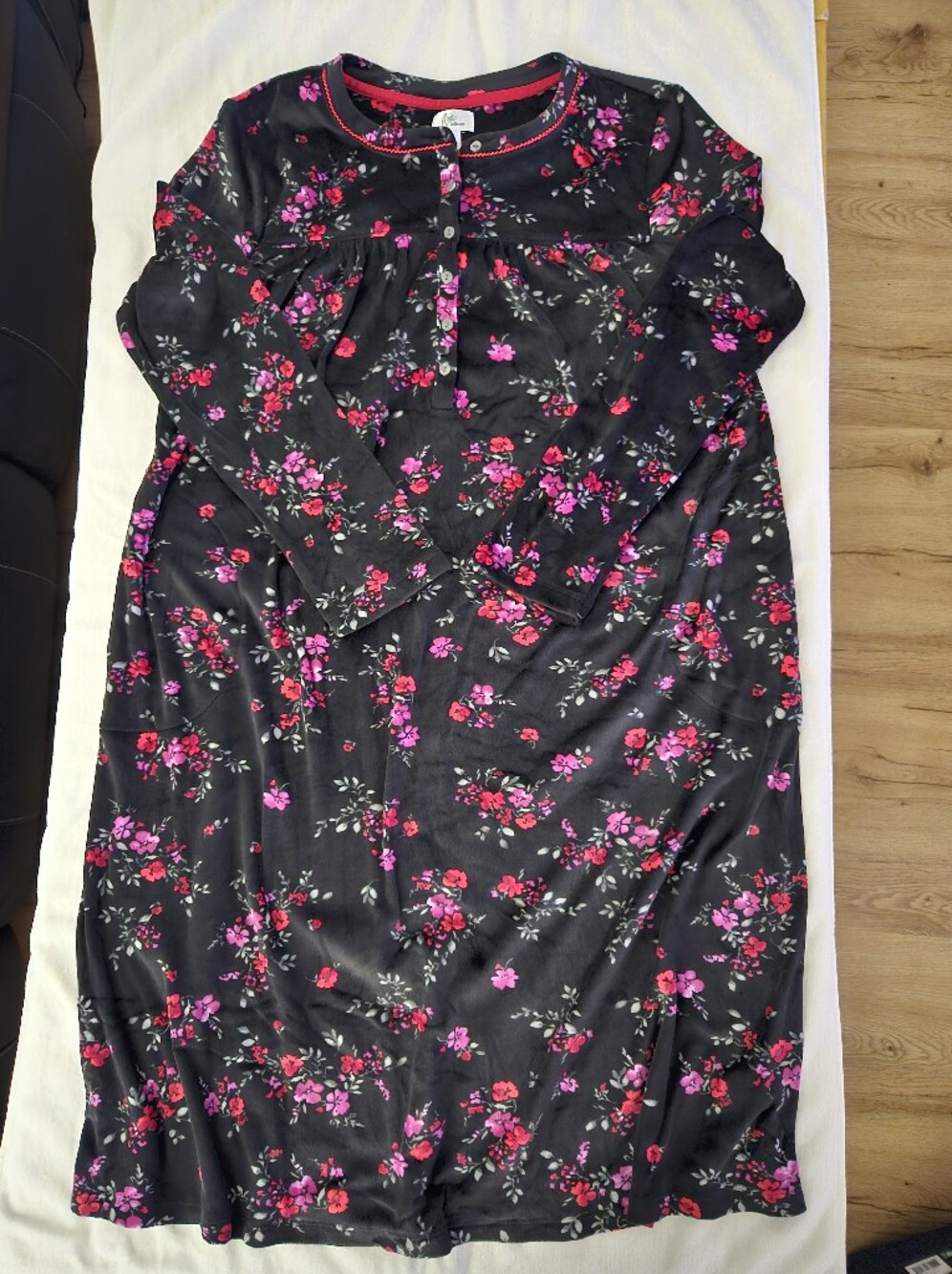 Aria Collection Black Floral Plush Fleece Long Nightgown Dress Pockets Large